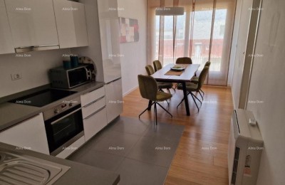 Luksuzni dvoetažni stan –  Poreč