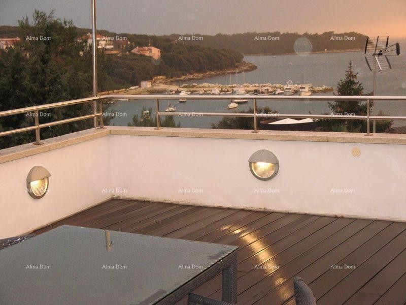 Na prodaju – Luksuzna vila 60 m od morja, Peščena uvala 26