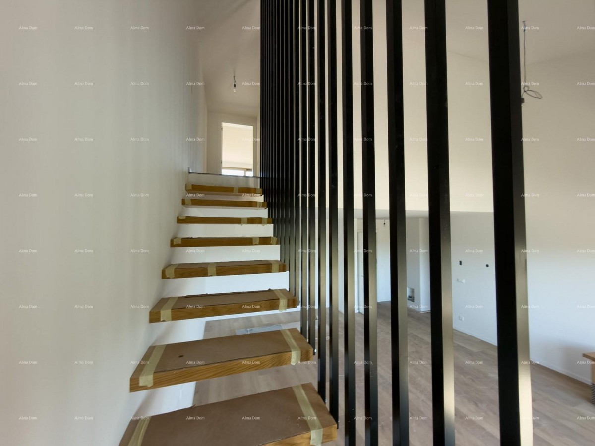 DVOETAŽNI APARTMA V CENTRU POREČA 6