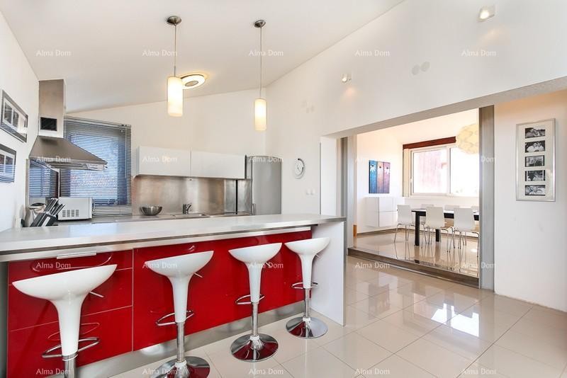 Лижњан – Просторный семейный дом с большим потенциалом 7