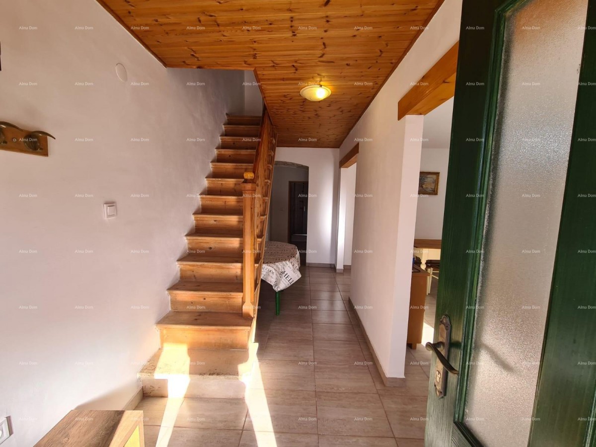 Sale! Two renovated Istrian houses in Marčana. 38