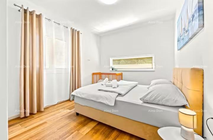 Pomer. New Detached Single-Story House with Pool. 19