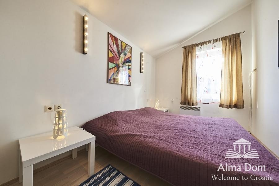 Hiša, blizu mesta Umag. 24