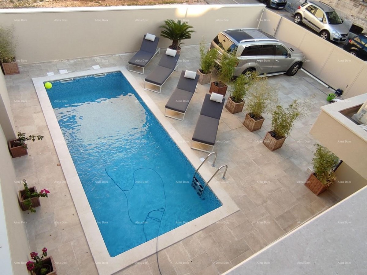 Pula Veruda Прекрасная, полностью отреставрированная австро-венгерская каменная вилла с видом на море. 15