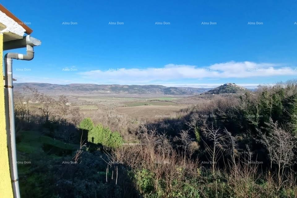 House with a Beautiful View of Motovun 2