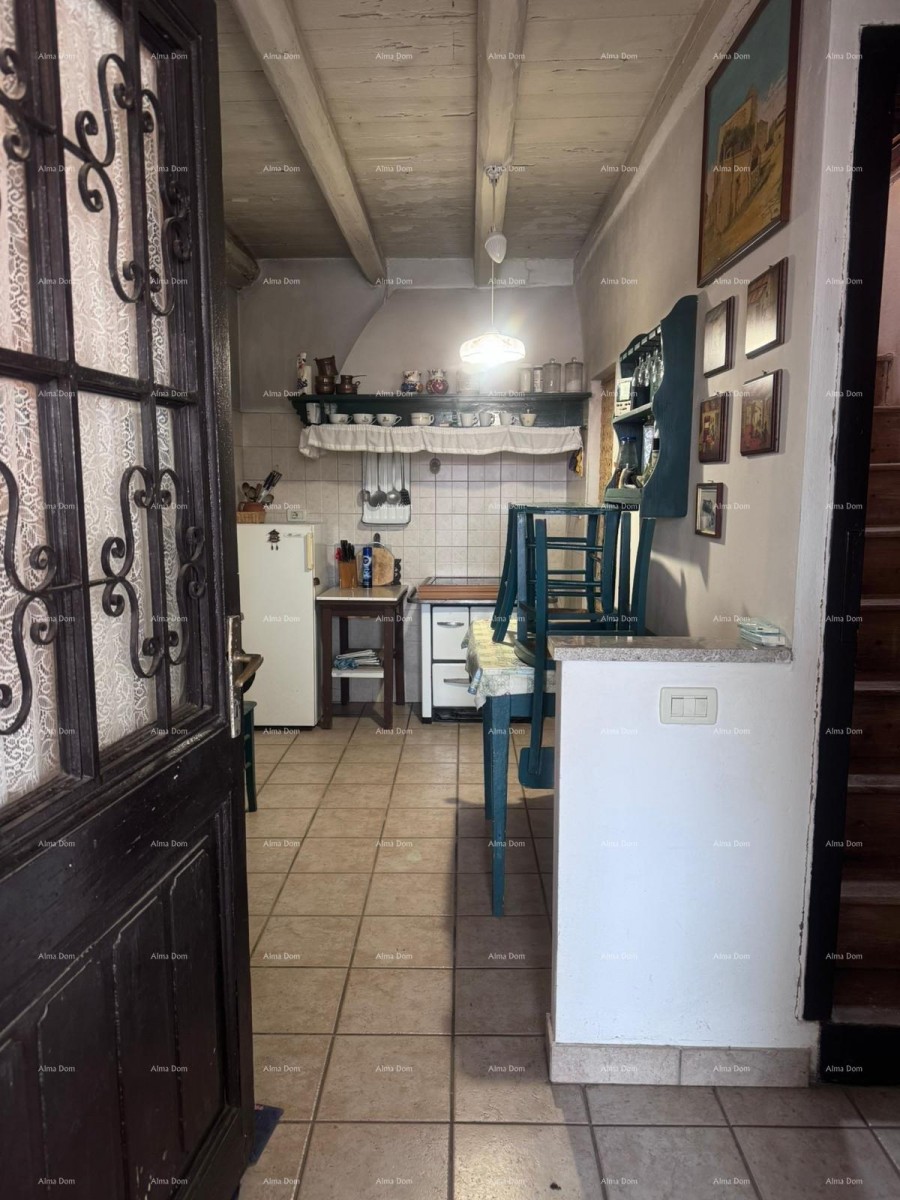 Kamena istarska kuća u Brtonigli 14