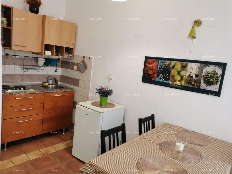 PULA STARA JEZGRA GRADA. KUĆA NA 5 MANJIH ETAŽA. 29