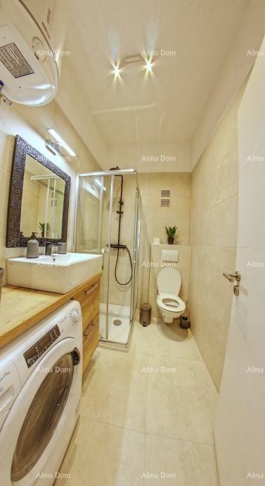 Pula, 2-sobni apartma v centru, 31 m² + terasa in vrt 14