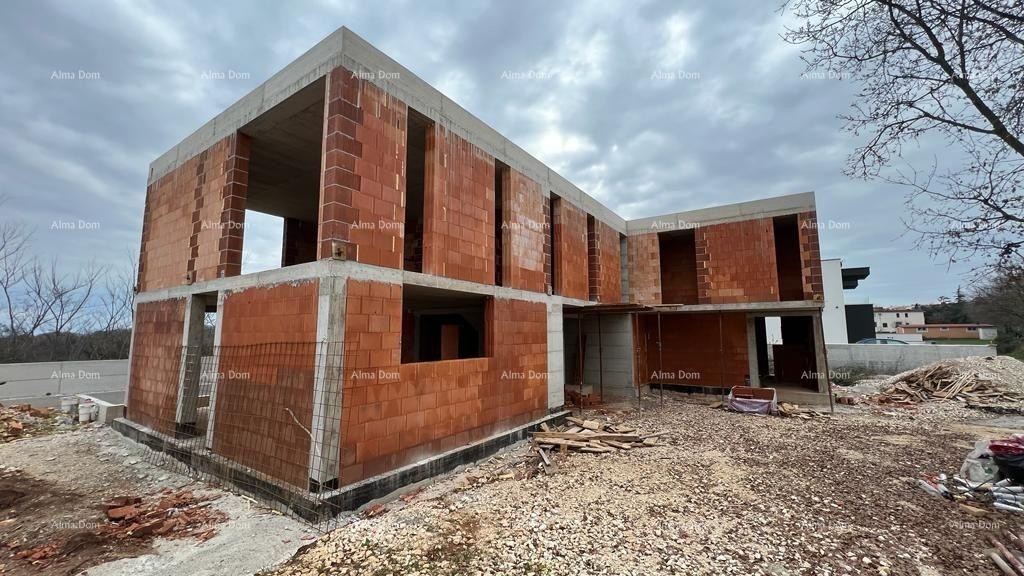 Sa bazenom! Novogradnja!  Ližnjan. 13