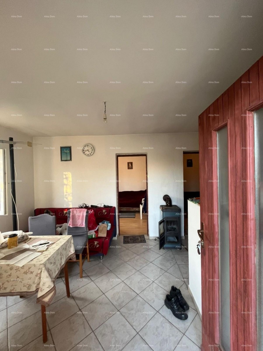 For sale: Detached house in Fažana. 2