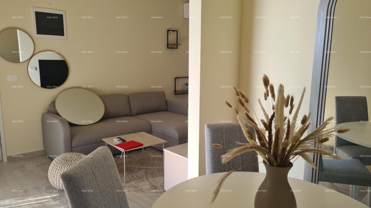 Modern apartment in block F, with two parking spaces and storage, near Umag! F2 15