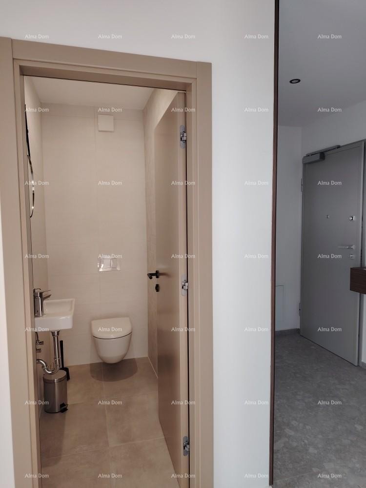 Top-notch three-bedroom apartment with a sea view, furnished 7