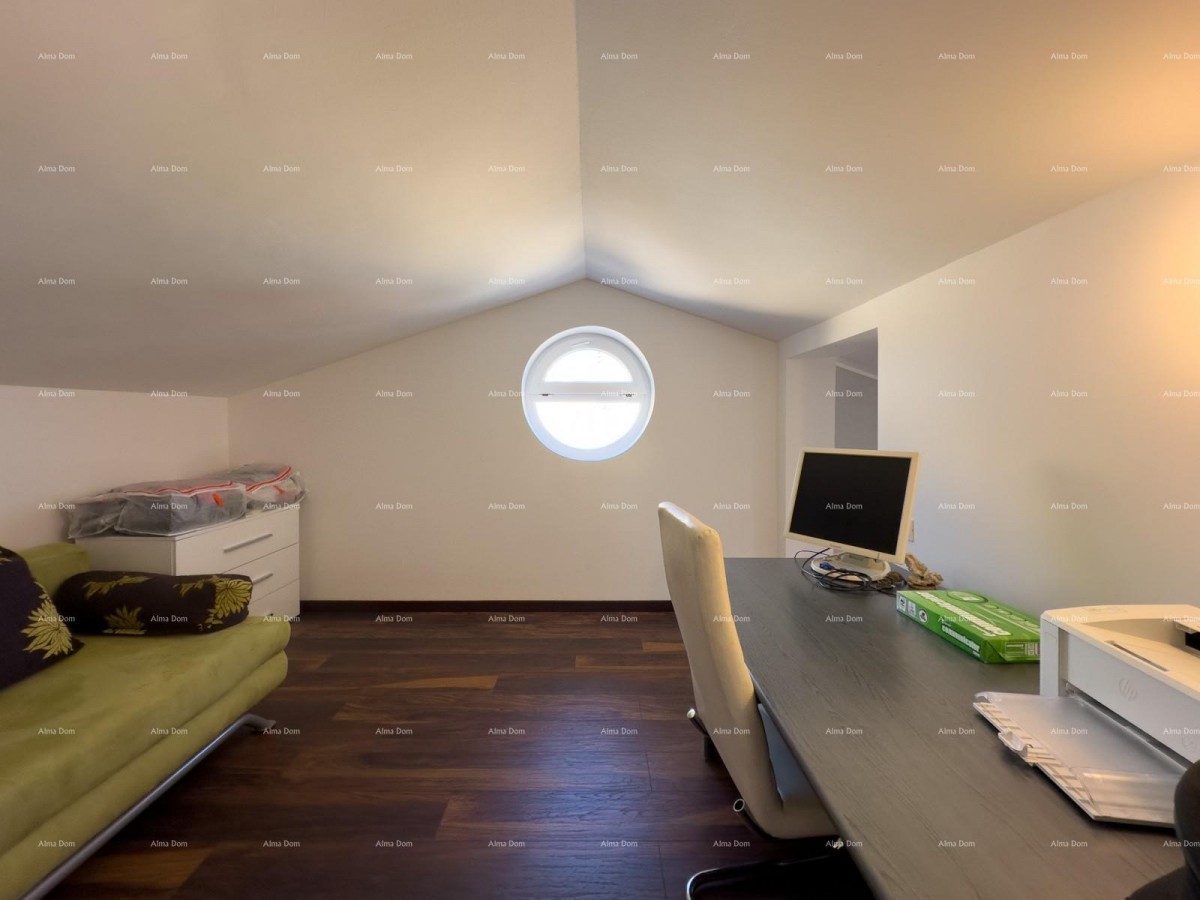 We are selling an apartment with a sea view! 34