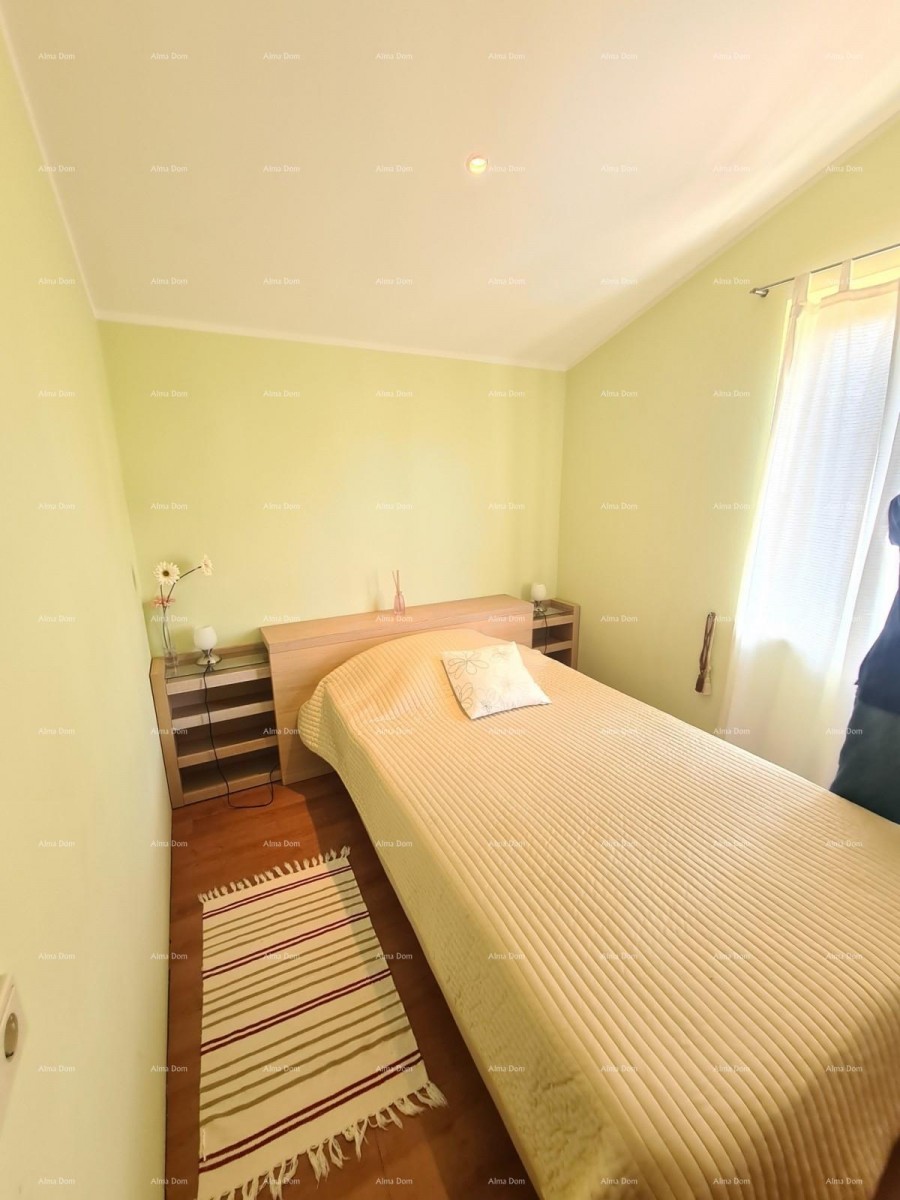 Kuća s bazenom i velikom okućnicom!  Blizina mjesta Marčane. 25