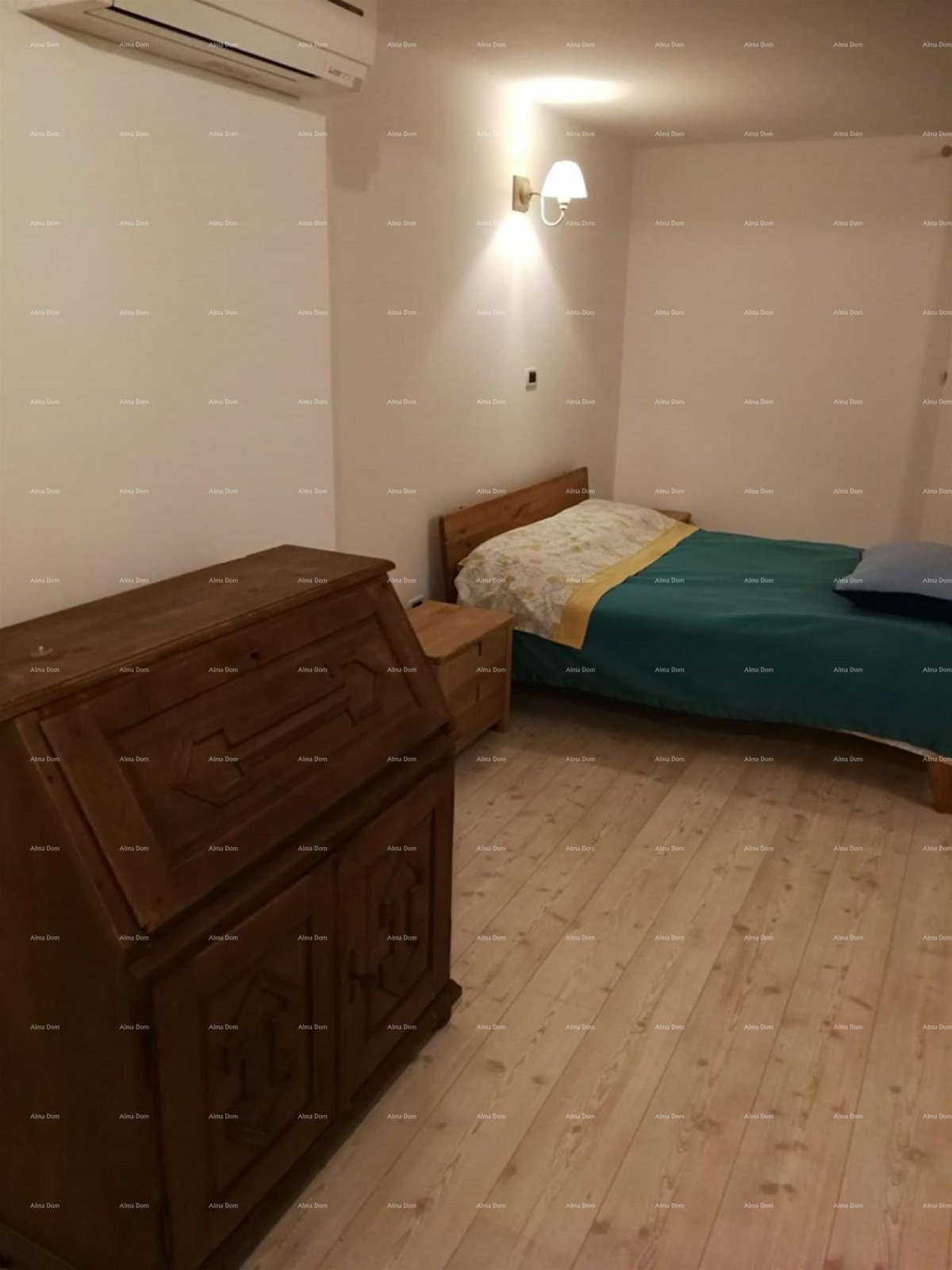 Labin area, Stone house with a pool and large yard 8