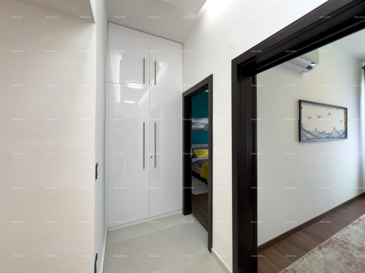 Pulj strogo središče Istarska ulica 500 metrov od Arene Sodobno popolnoma prenovljeno in opremljeno mestno stanovanje 11