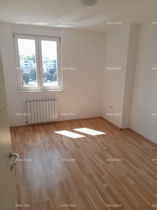 Vrhunska lokacija! Prodaja stanovanja v neposredni bližini centra mesta, Pula! 11