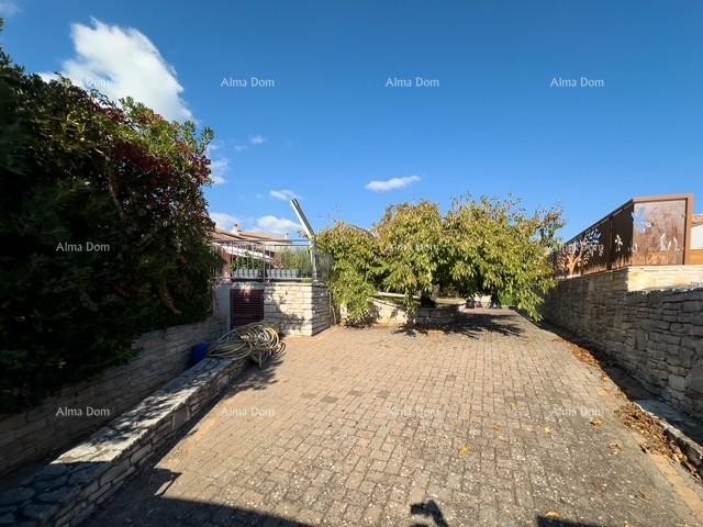 Bale: Prostrana vila s bazenom i kućom za goste 3