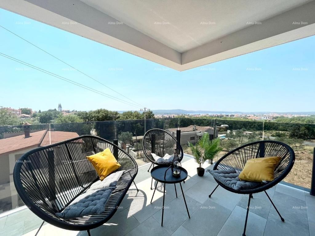 Moderna kuća s bazenom u Medulinu, idealna za obitelj ili investiciju! 1