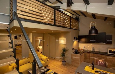 Prodaja - Elegantno urejen dvoetažni stan v stari jedrišču mesta, Rovinj!