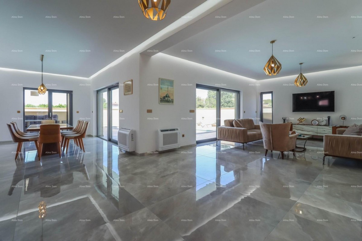 Пула - Лоборика. Новый отдельно стоящий дом с бассейном. 11