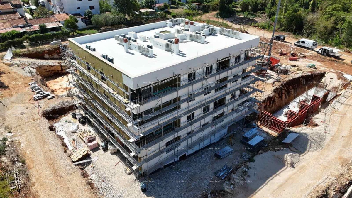Sale of apartments in modern new construction, in the center, Poreč! 8