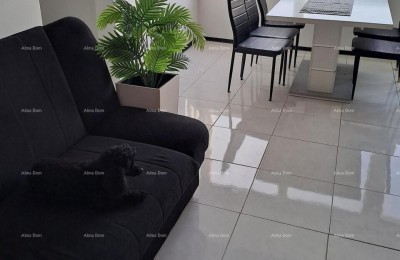 На продажу renovated квартира с прекрасным видом на море