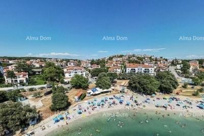 Vendesi appartamento di lusso su due piani, prima fila al mare, Pješčana uvala! 1