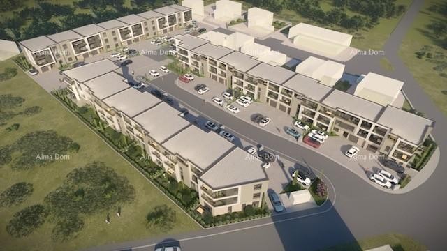 Продажа! Квартира в новостройке с 3 спальнями и двумя парковочными местами, Пула, Вальдебек! S4 4