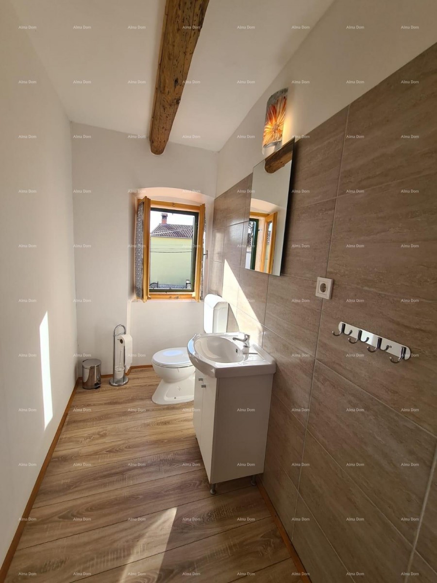 Sale! Two renovated Istrian houses in Marčana. 17