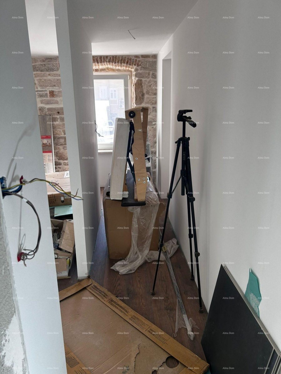 Prodaja ekskluzivnog stana u rustikalnom stilu, na top lokaciji, u centru Pule! 4