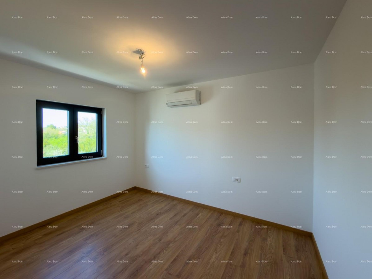 Новая постройка в отличном месте. 19