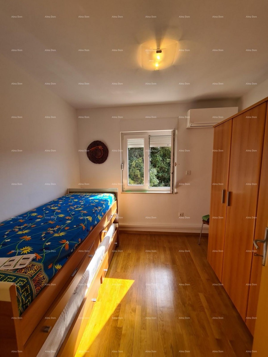 Apartma z odprtim pogledom na zaliv in morje. 7