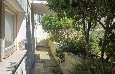 Kaštanjer – casa con due appartamenti separati, garage e giardino di 250 m2 - vendita!