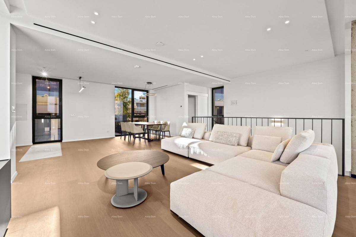 Первый ряд к морю! Роскошный дом в Умаге, 300 м от моря - идеален для семьи с современными удобствами. 3