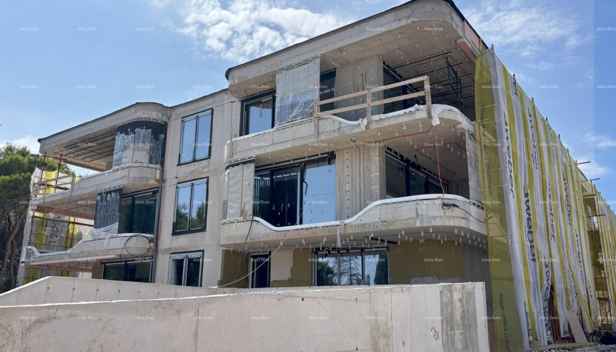 ROVINJ - prodaja stana u luksuznoj rezidenciji uz more / S16 4