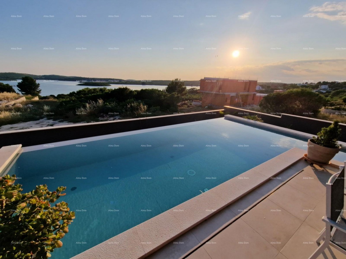 Prodaja luksuzne vile v Medulinu – 100 m od morja 6