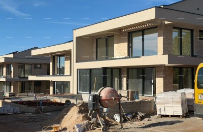 Prodaja moderne vile v lepem stanovanjskem naselju, Umag