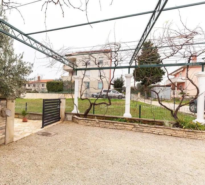 Veli Vrh! Pulj! Dvonadstropne hiše z bazenom! 4