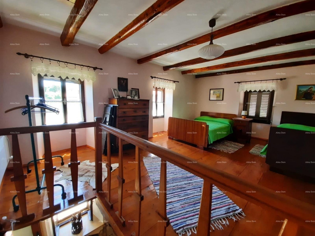 Prodaje se samostojeća kuća, 175 m2, Marčana 4