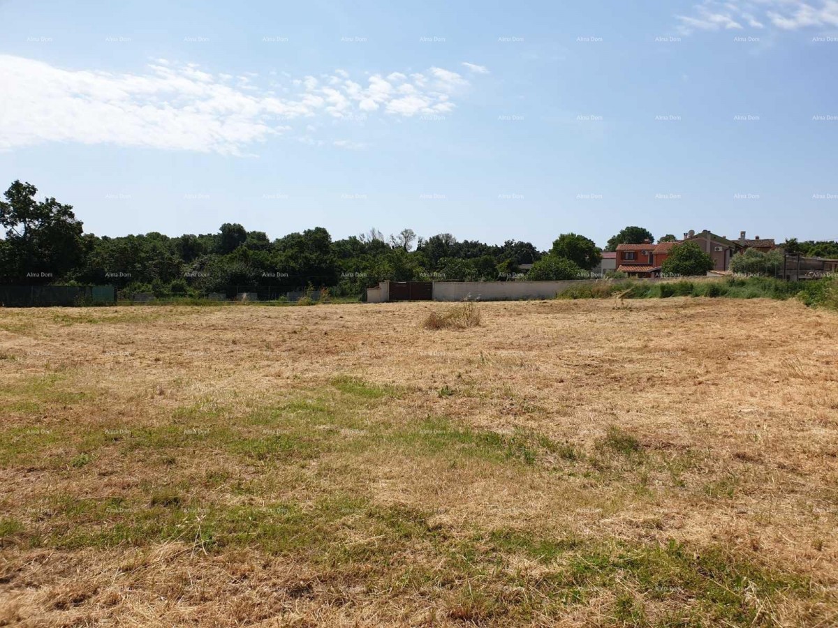 Prostrana costruzione di 1700 m² a Šišan - un'opportunità ideale per la tua casa o investimento 2