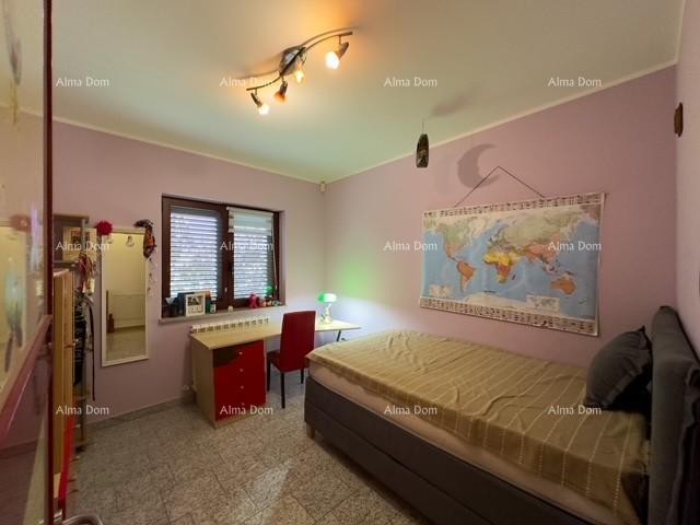 Bale: Prostrana vila s bazenom i kućom za goste 28