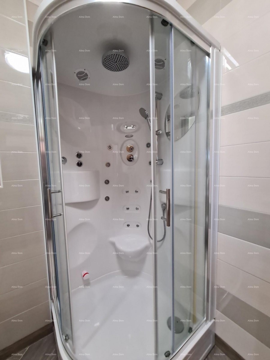 Trinadstropno stanovanje s strešno teraso! 100 metrov do morja. 7