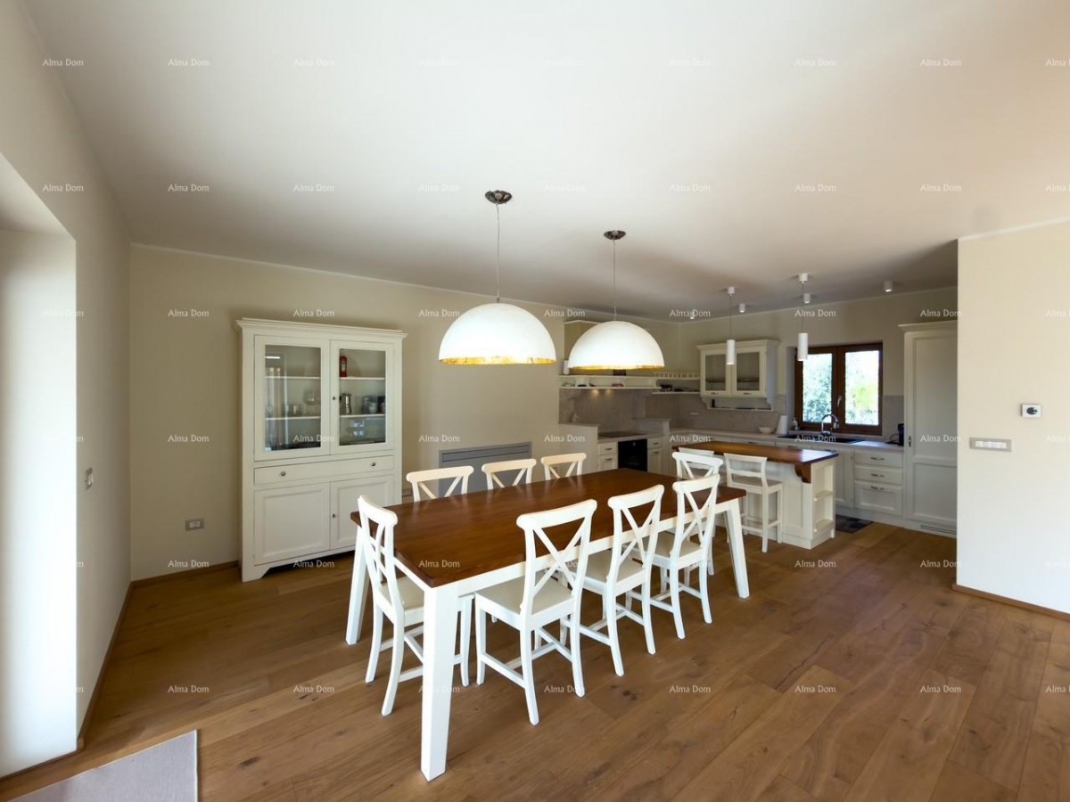 Продаем виллу с видом на Бриуны! 11