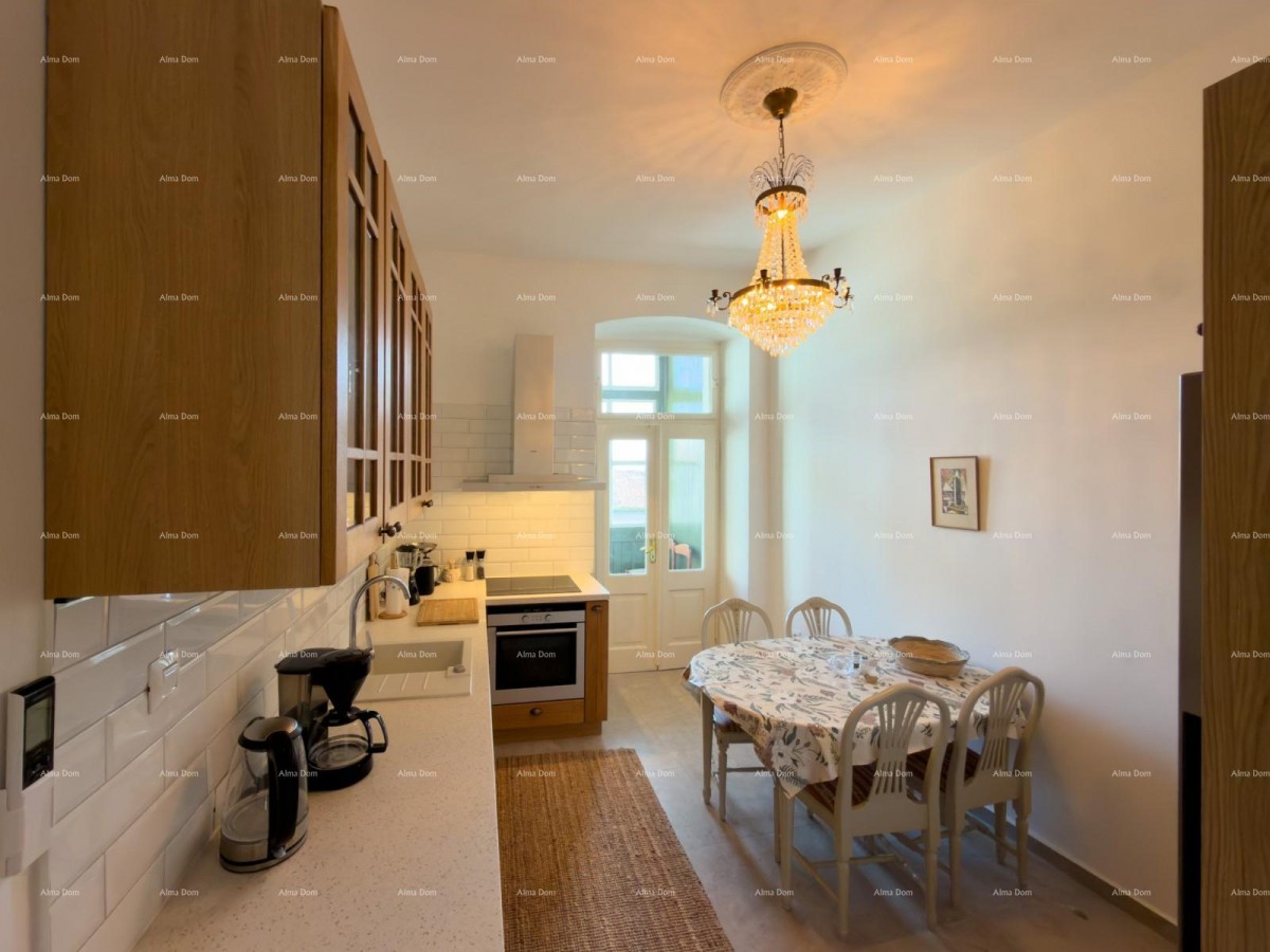 Ristrutturato appartamento nel centro di Pola! 23