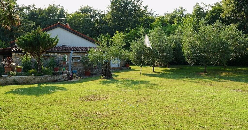 УМАГ, Дом, 144 м², с большим садом и летней кухней, полностью отремонтирован! 1