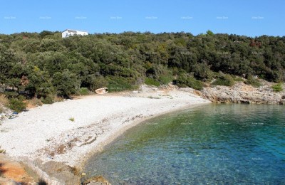 Vendiamo un terreno in ottima posizione!