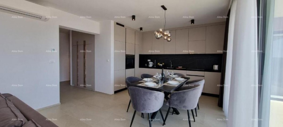 Predivan stan u Medulinu sa garažom. Blizina mora i plaže cca 500 metara. 21