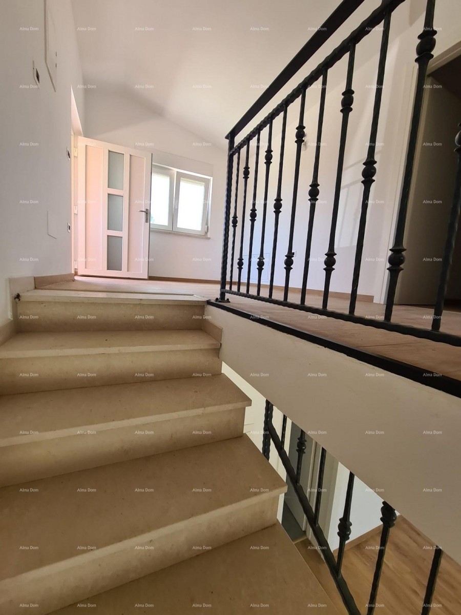 Moderna kuća,  novogradnja, Svetvinčenat 18