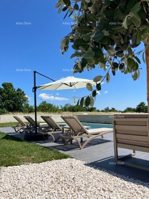 Современная вилла с бассейном в Водняне 13